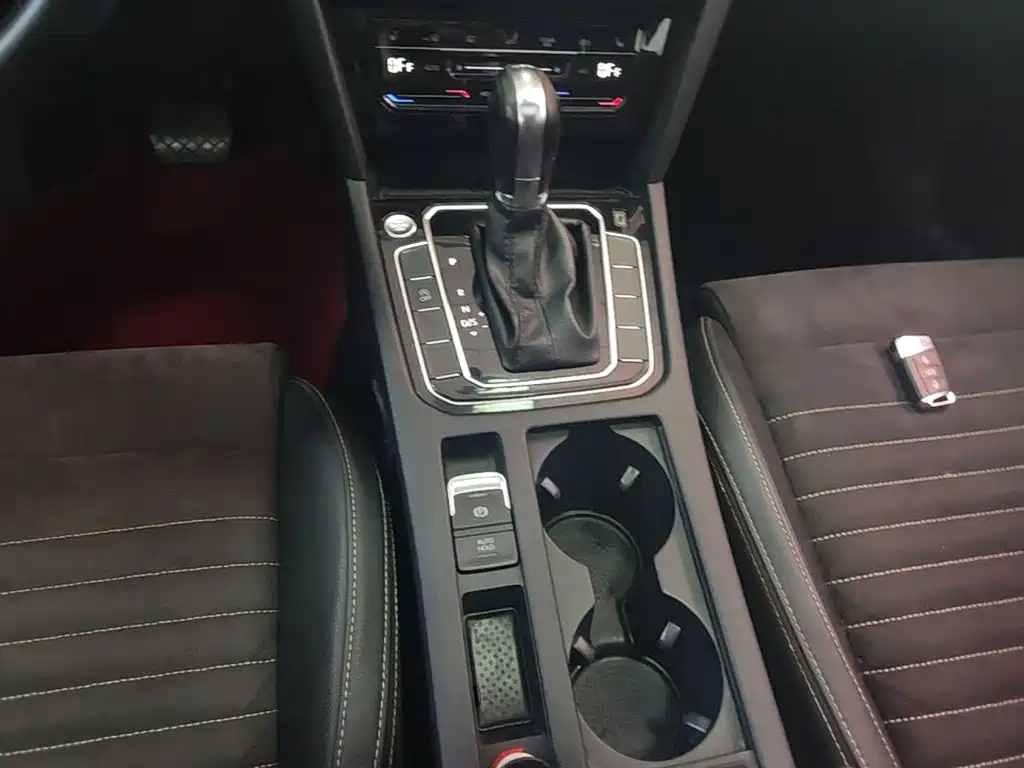Volkswagen Magotan — миниатюра 14