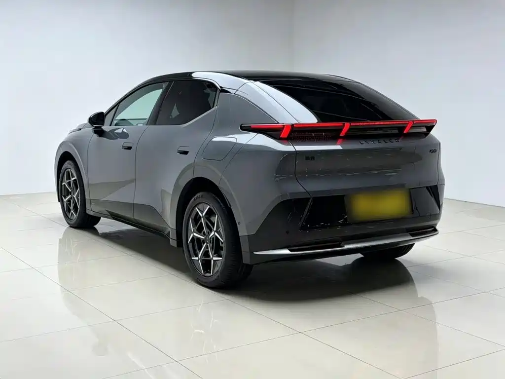 Lynk & Co 20 — миниатюра 5