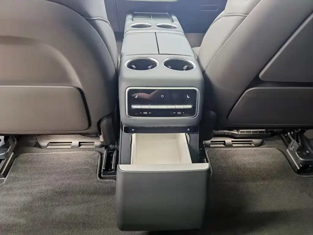 Li Auto Li L9 — миниатюра 12
