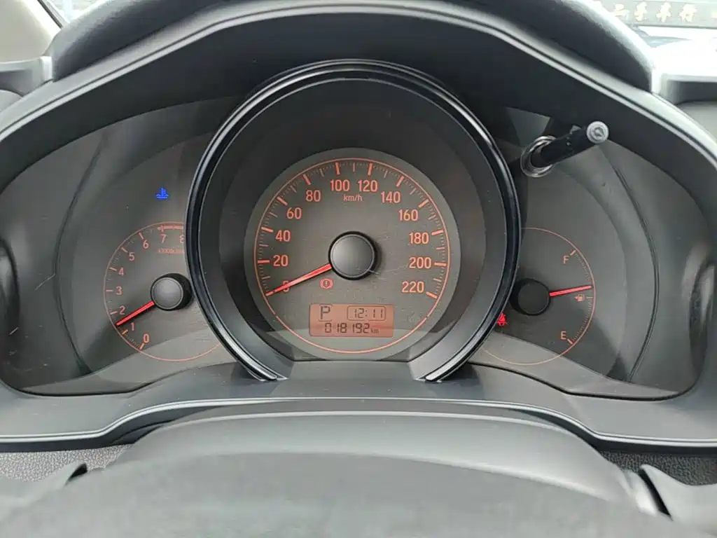 Honda Fit — миниатюра 12