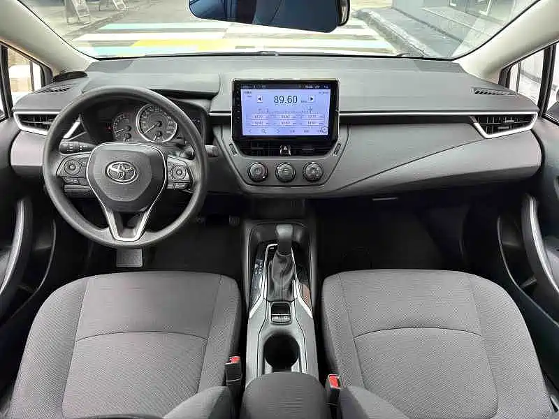 Toyota Corolla — миниатюра 6