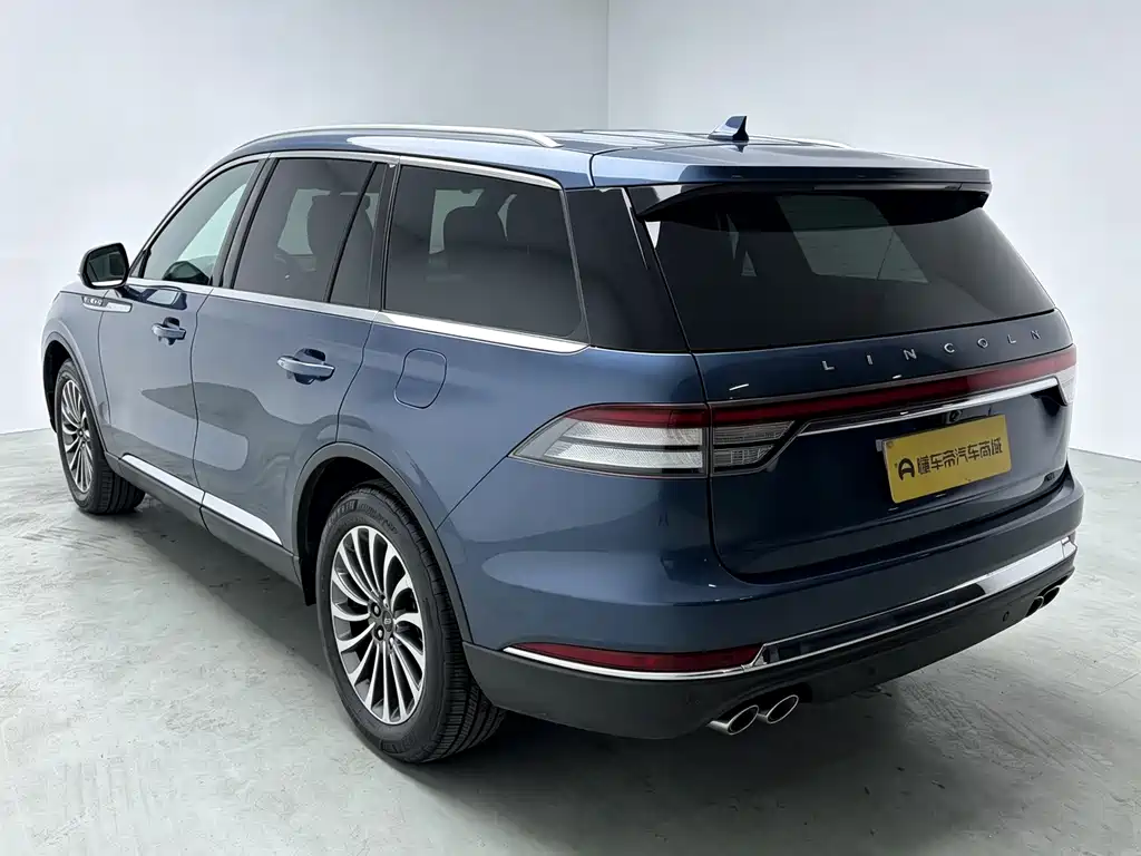 Lincoln Aviator — миниатюра 6