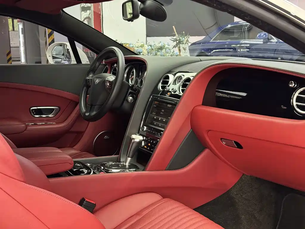 Bentley Continental — миниатюра 9