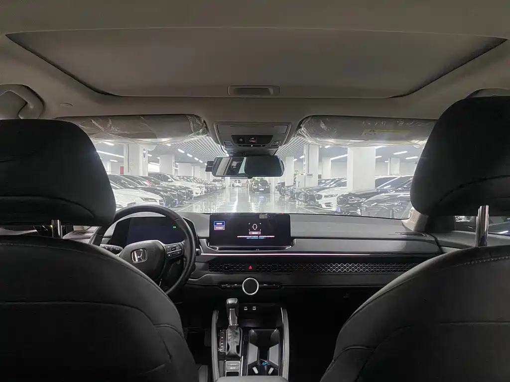 Honda Accord — миниатюра 10