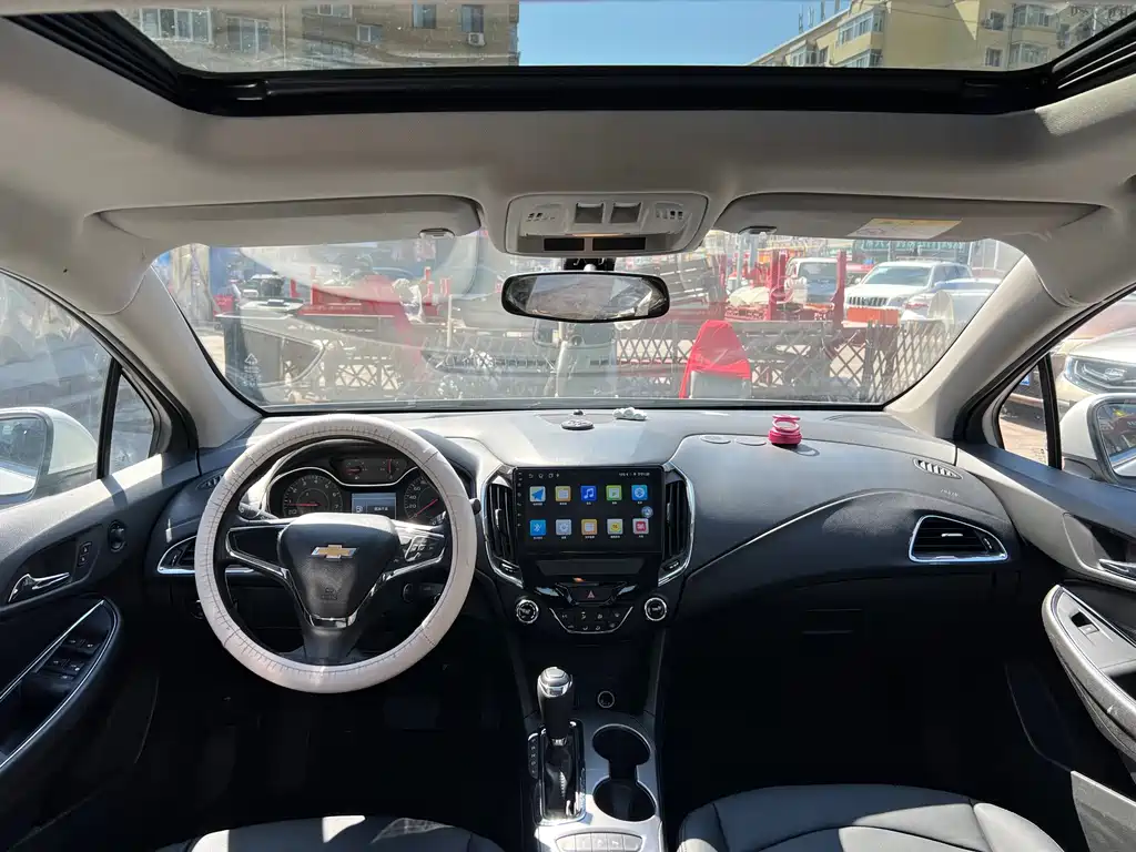 Chevrolet Cruze — миниатюра 7
