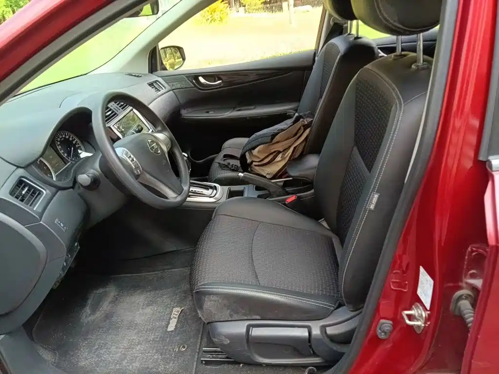 Nissan Tiida — миниатюра 11