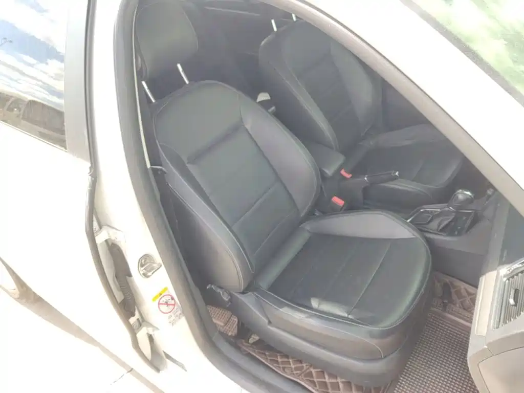 Volkswagen Lavida — миниатюра 25
