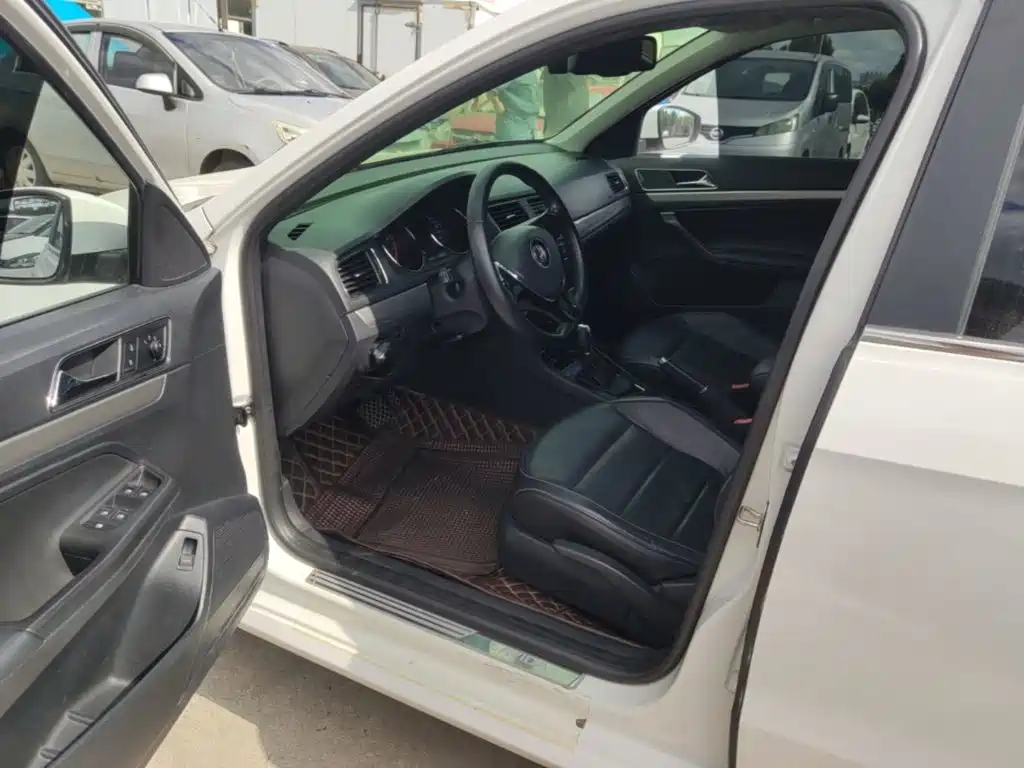 Volkswagen Lavida — миниатюра 16