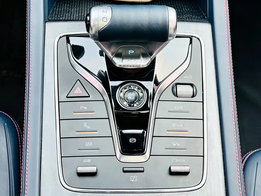 BYD Yuan Plus — миниатюра 19