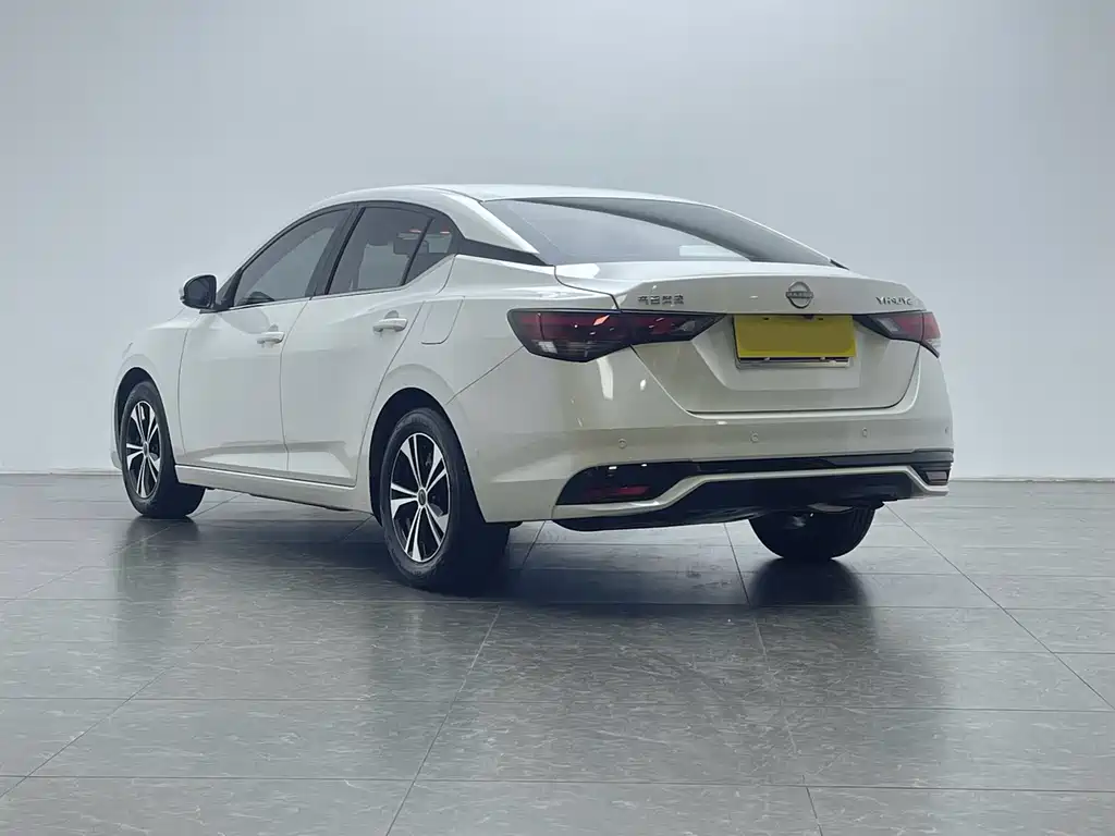 Nissan Sylphy — миниатюра 6