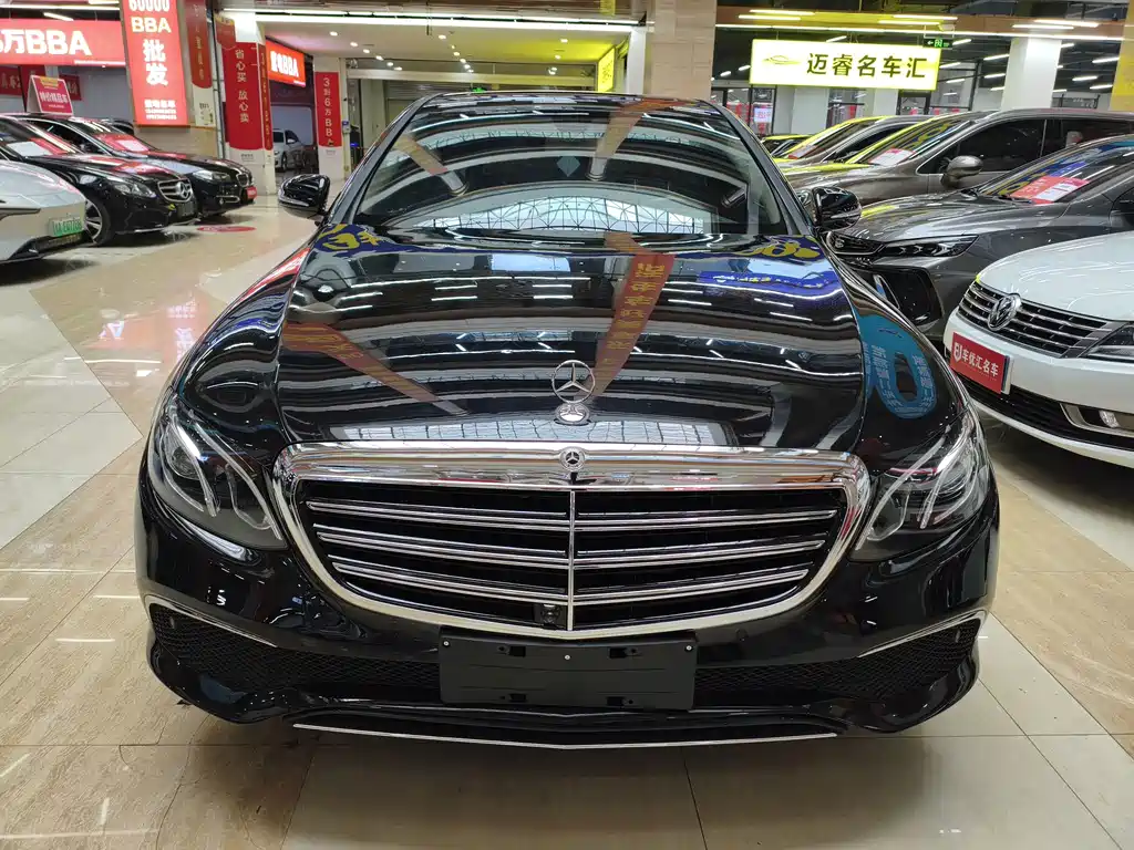 Mercedes-Benz E-Class — миниатюра 2