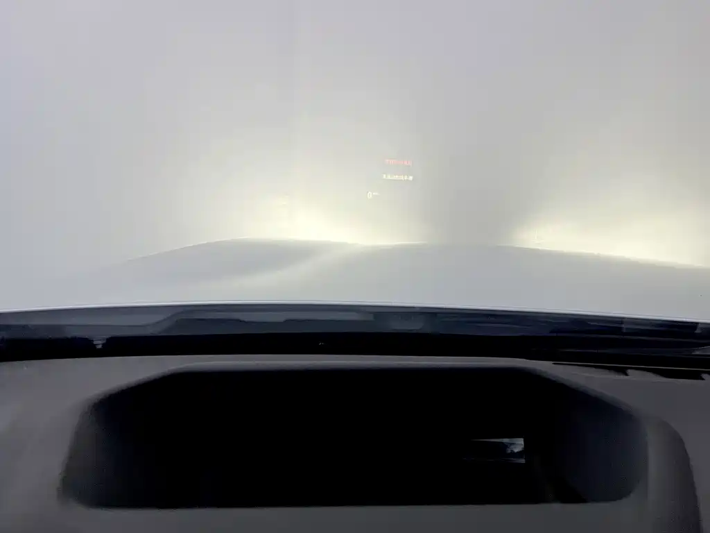 BMW 5 Series — миниатюра 8
