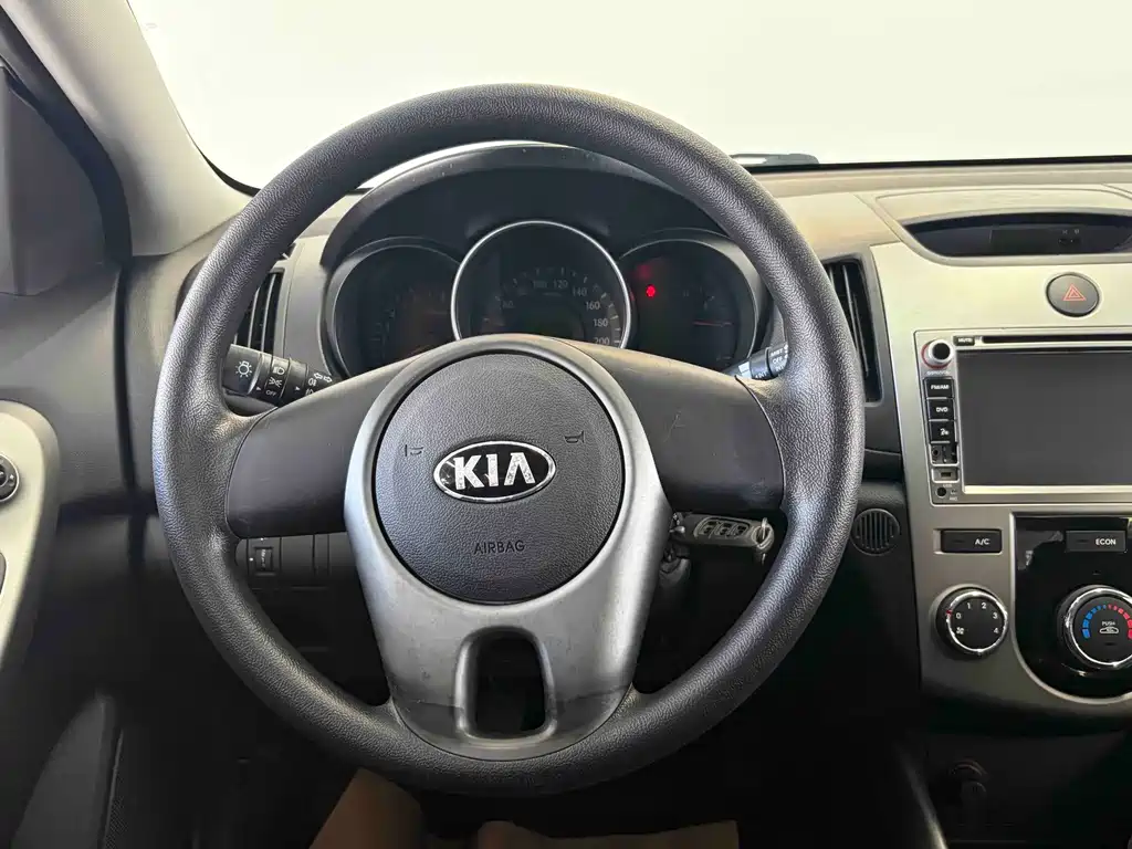 Kia Forte — миниатюра 18