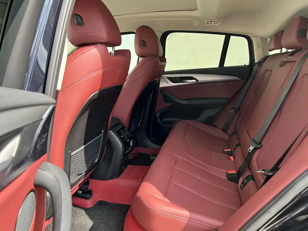 BMW X4 — миниатюра 10