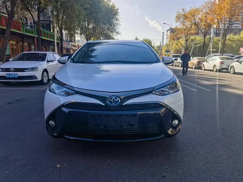 Toyota Levin Twin Engine E+ — миниатюра 2