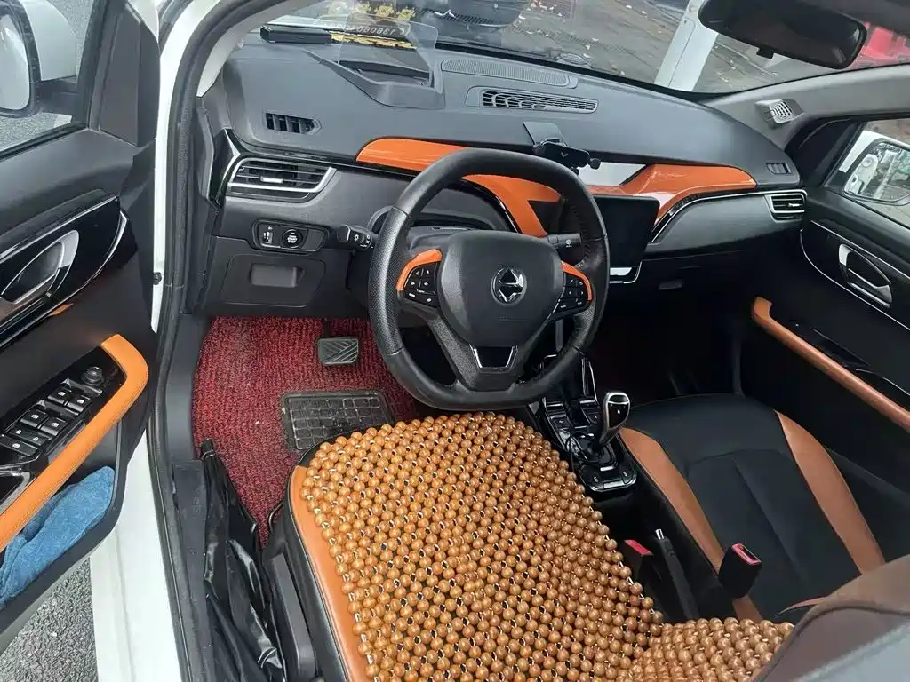 JMEV EV3 — миниатюра 2