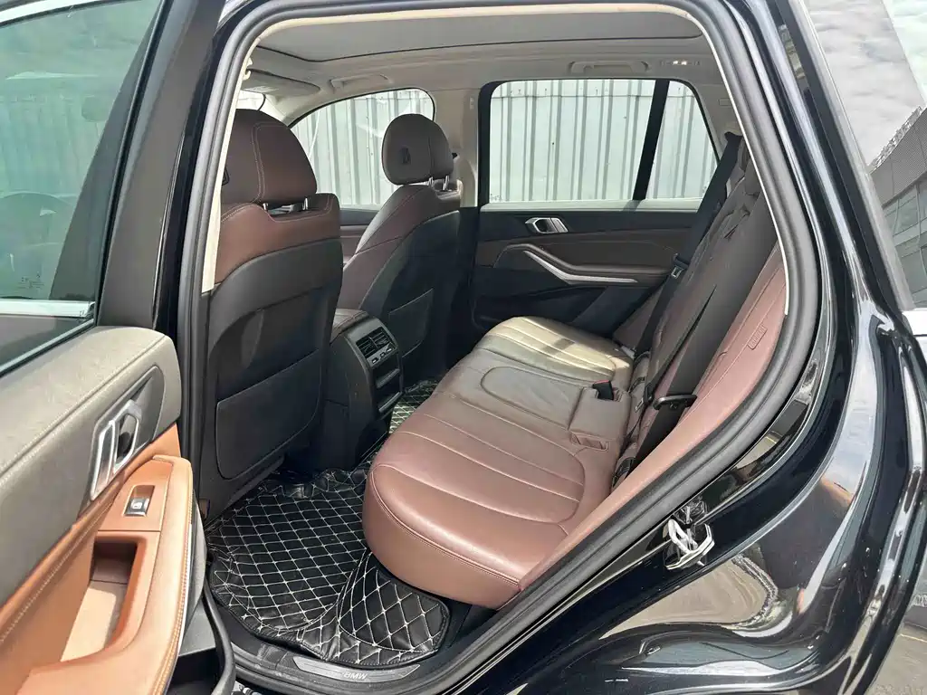 BMW X5 (Import) — миниатюра 8