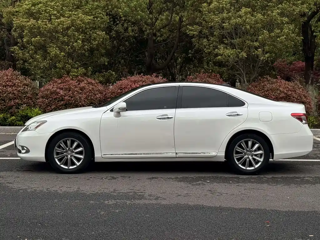 Lexus ES 2010 240 Luxury