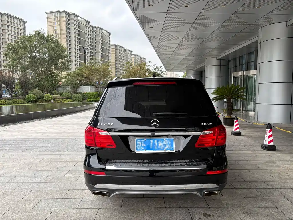 Mercedes-Benz GL-Class — миниатюра 6