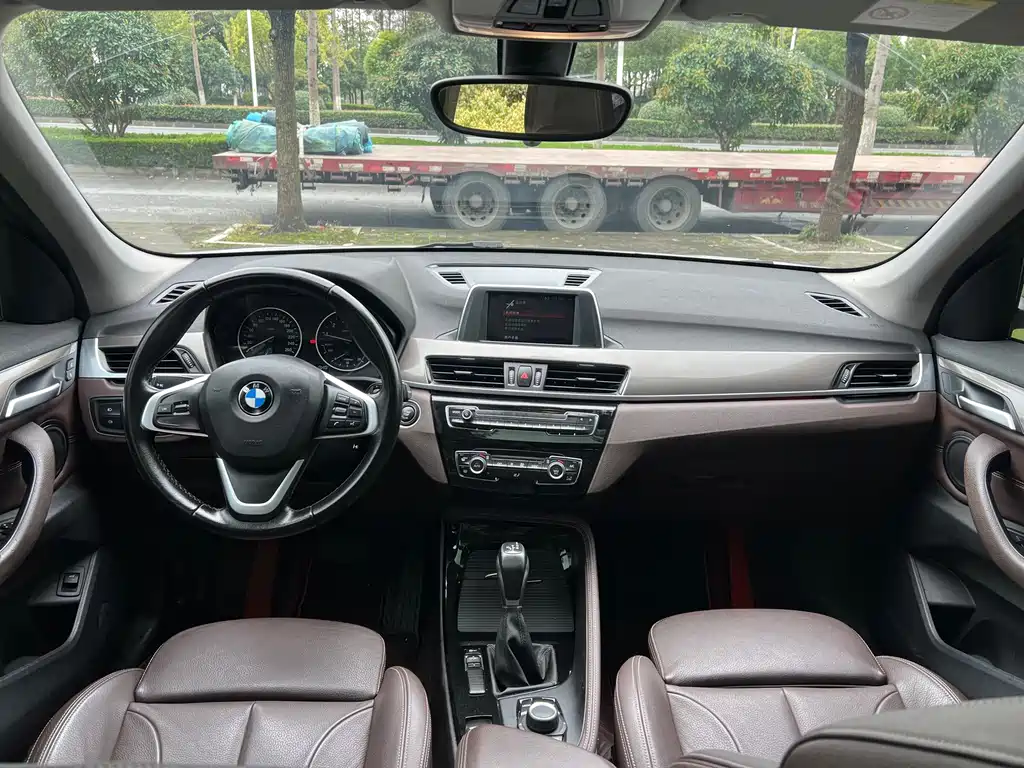 BMW X1 — миниатюра 5