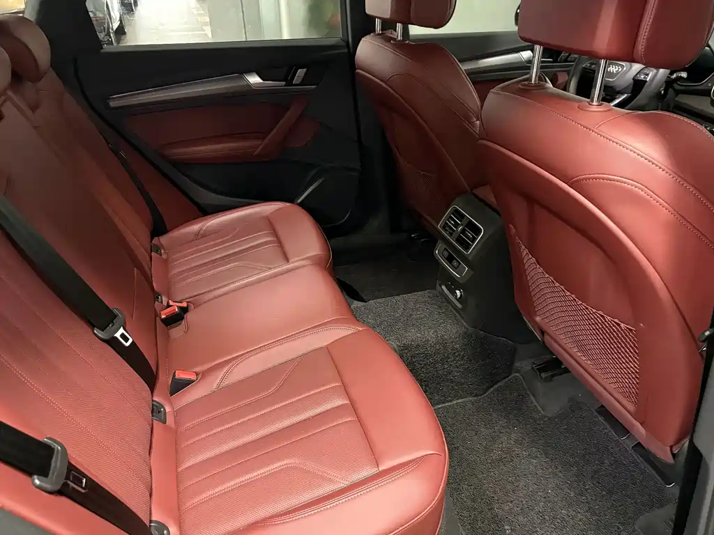 Audi Q5L — миниатюра 12