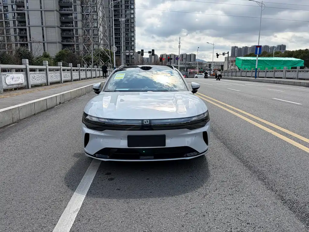 ZEEKR EXTREME KRYPTON 007GT