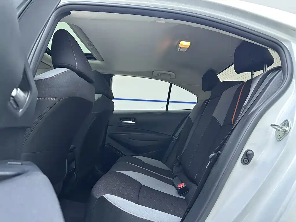 Toyota Corolla — миниатюра 9