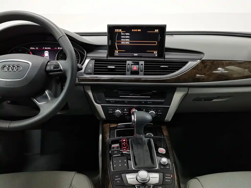 Audi A6L — миниатюра 12