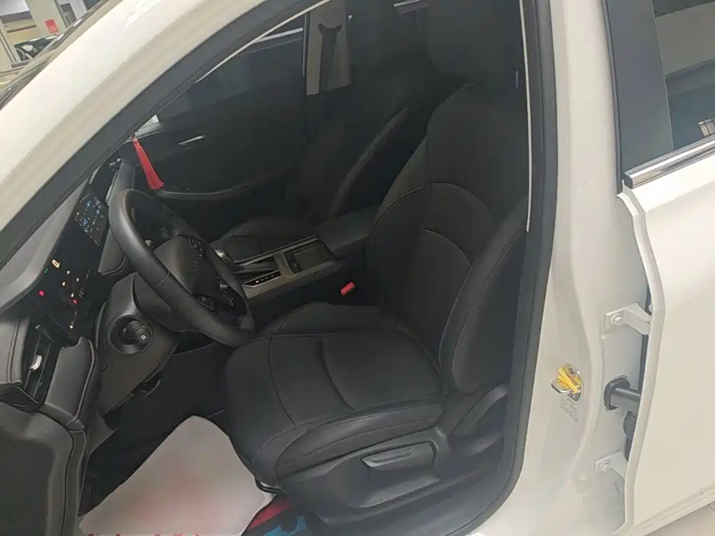 Roewe i5 — миниатюра 15