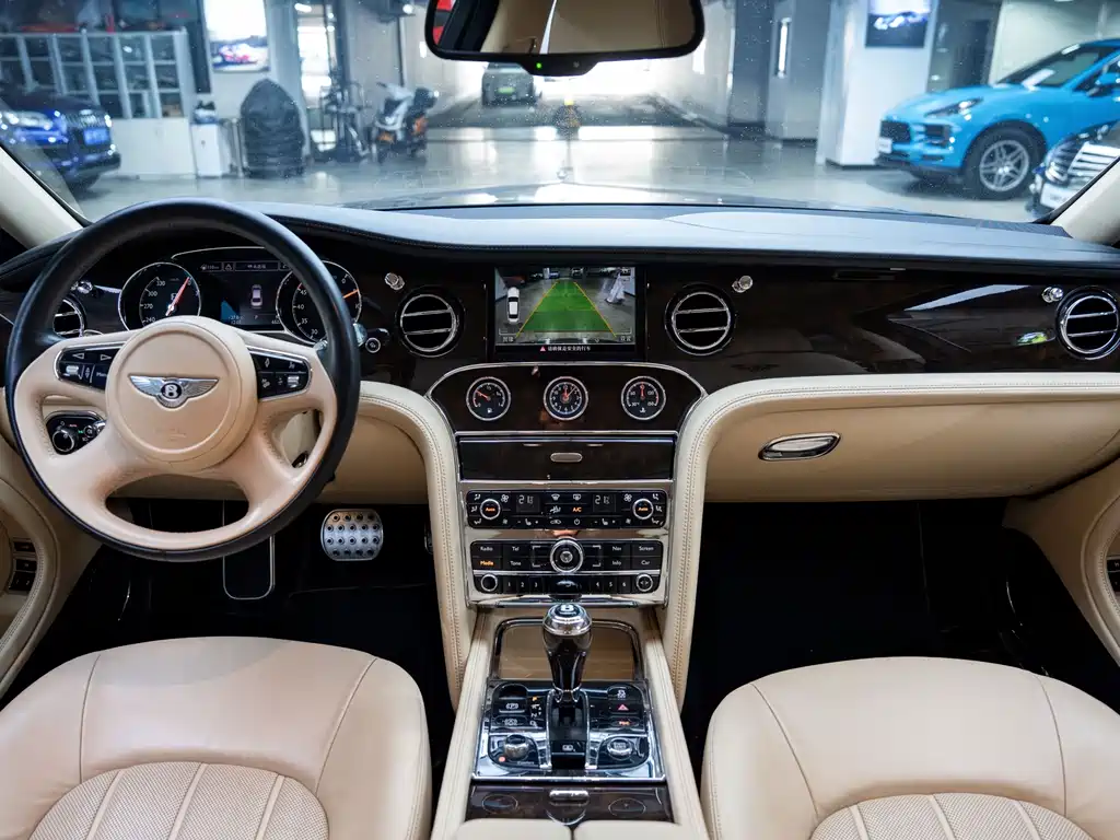 Bentley Mulsanne — миниатюра 8