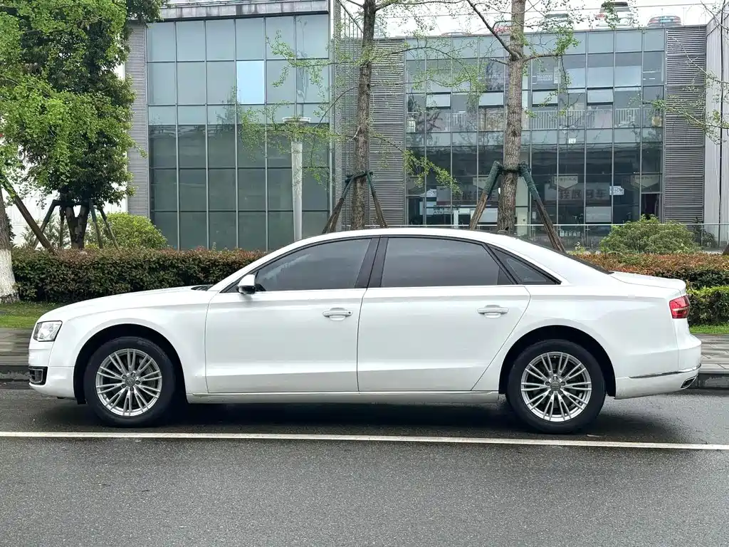 Audi A8 2014 A8L 45 TFSI quattro Comfort