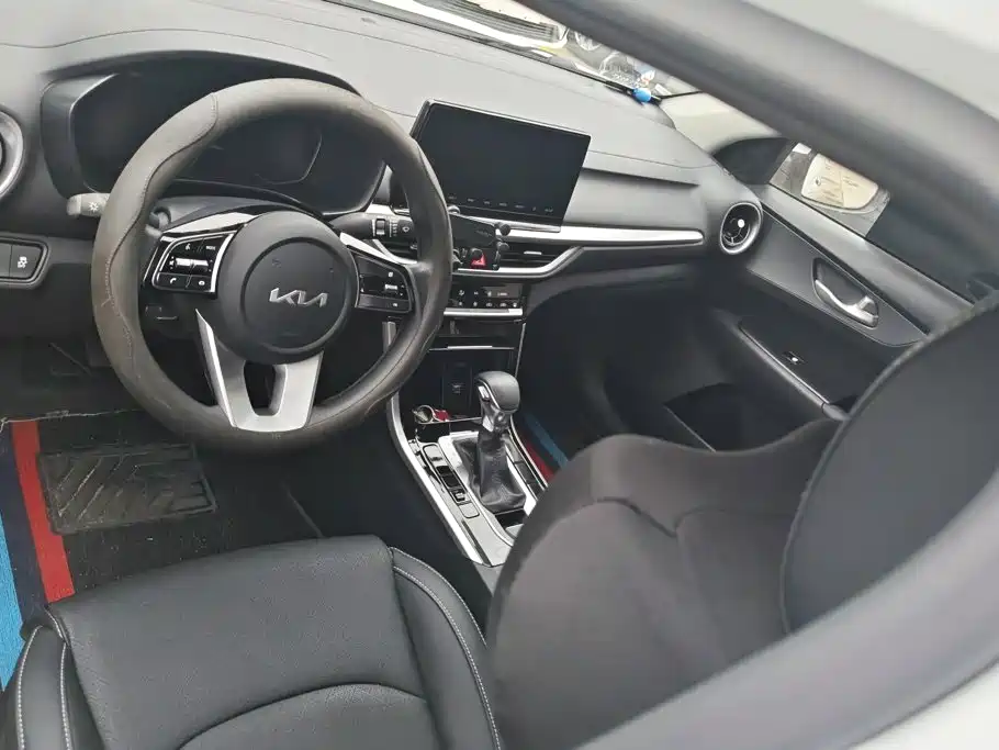 Kia K3 — миниатюра 13