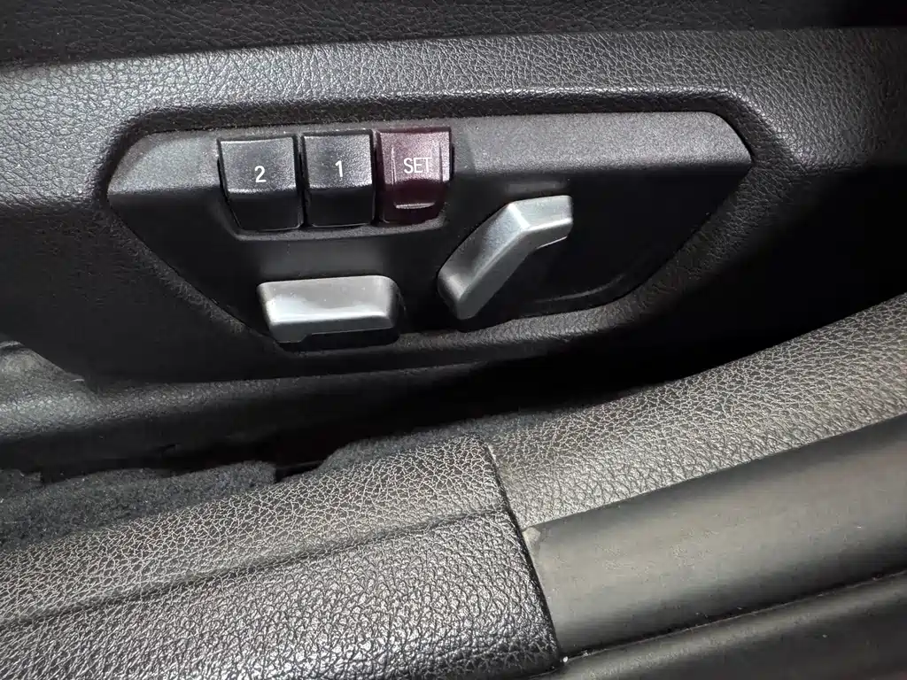 BMW 3 Series — миниатюра 7