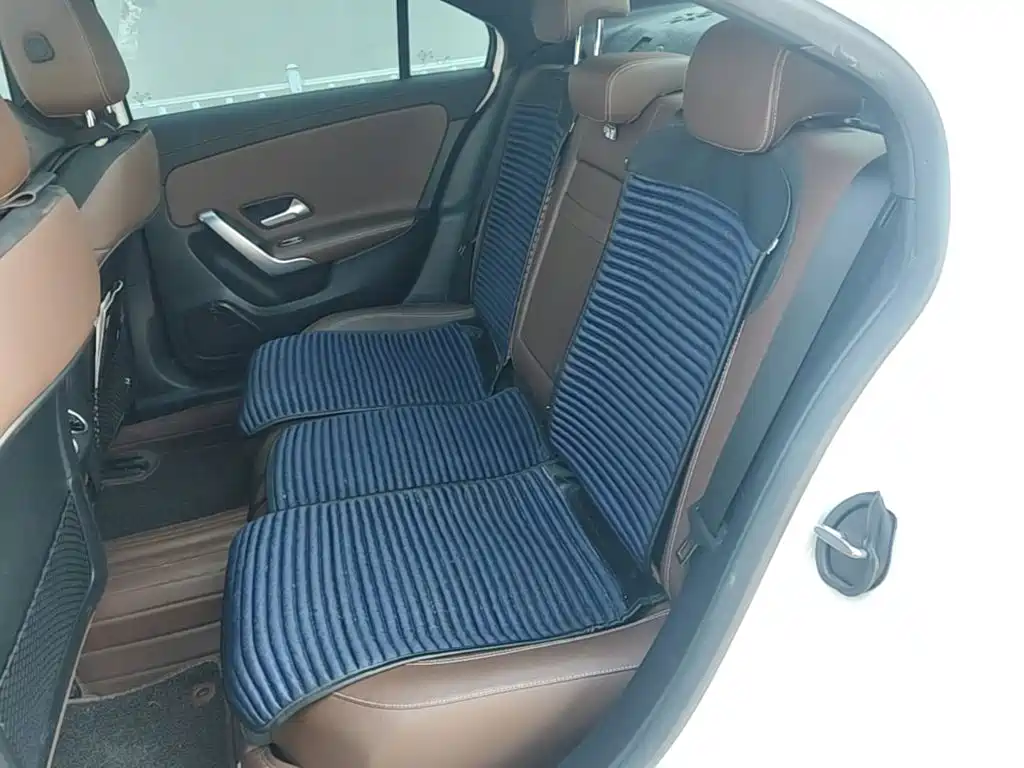 Mercedes-Benz A-Class — миниатюра 17