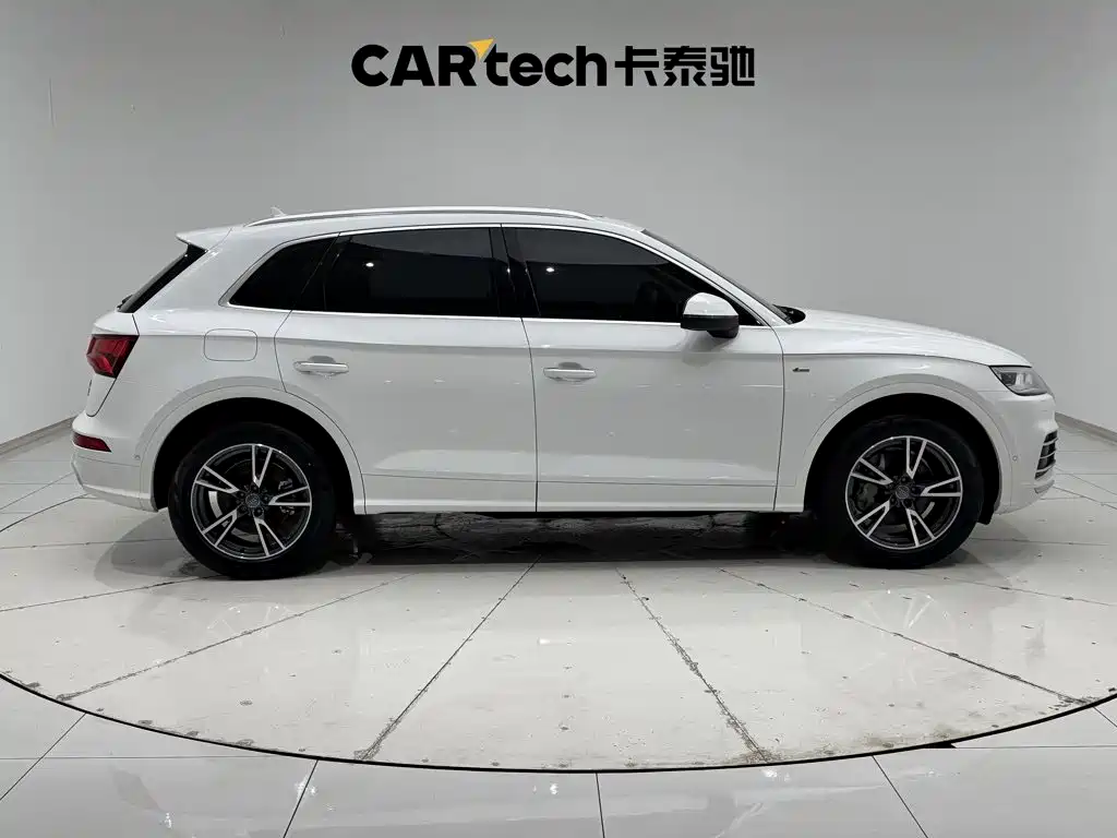 Audi Q5L — миниатюра 4
