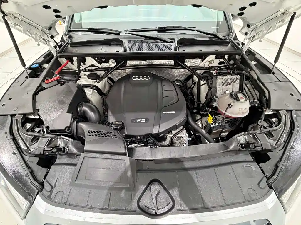 Audi Q5L — миниатюра 11