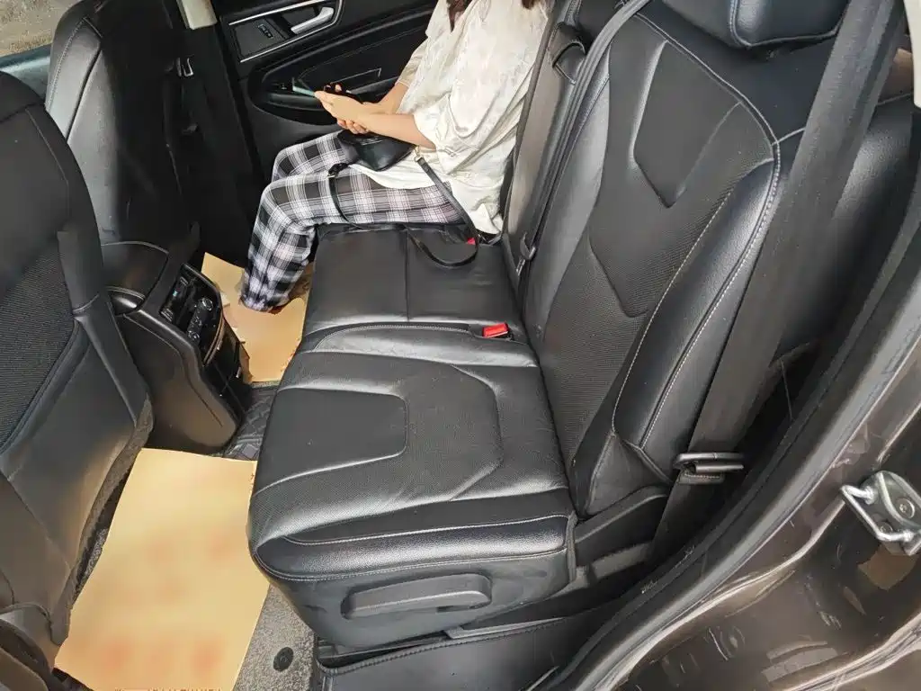 Ford Edge — миниатюра 13