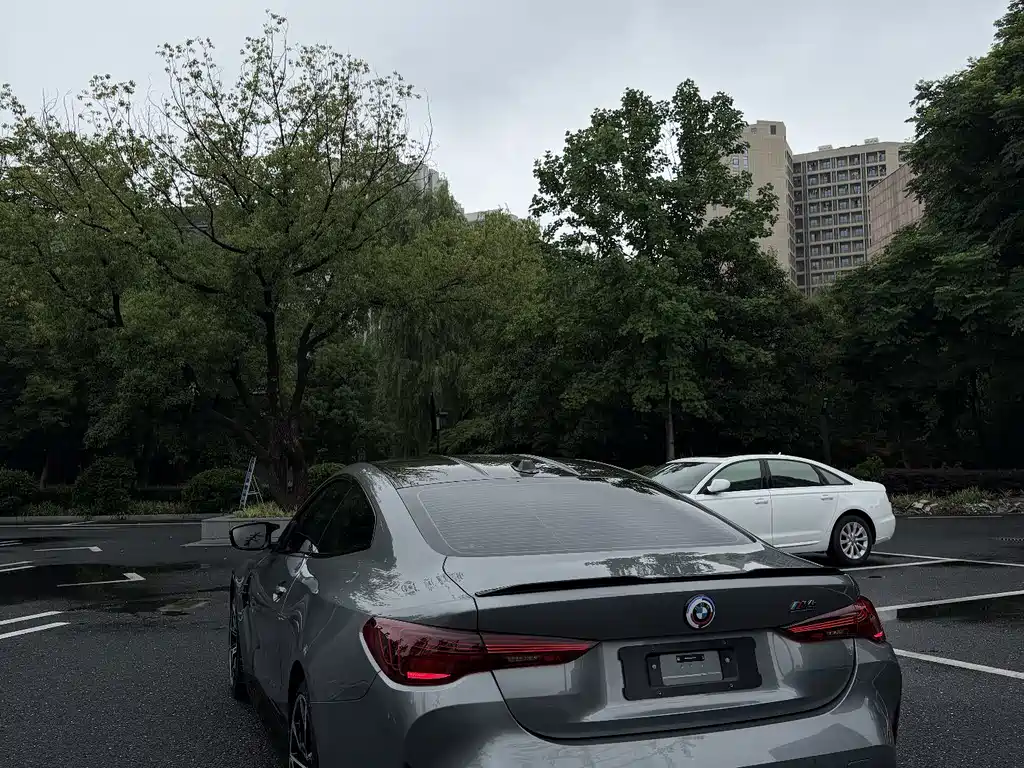 BMW M4 — миниатюра 9