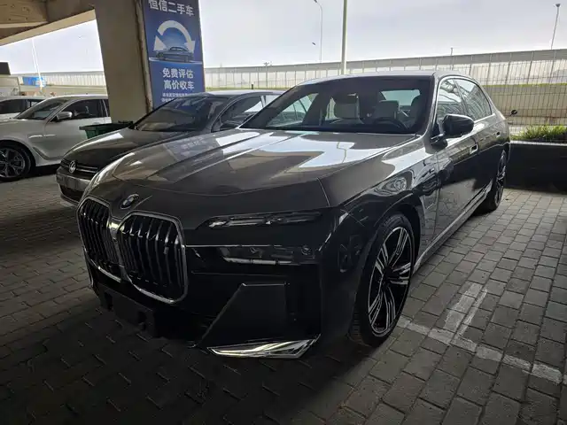 BMW I7 2024