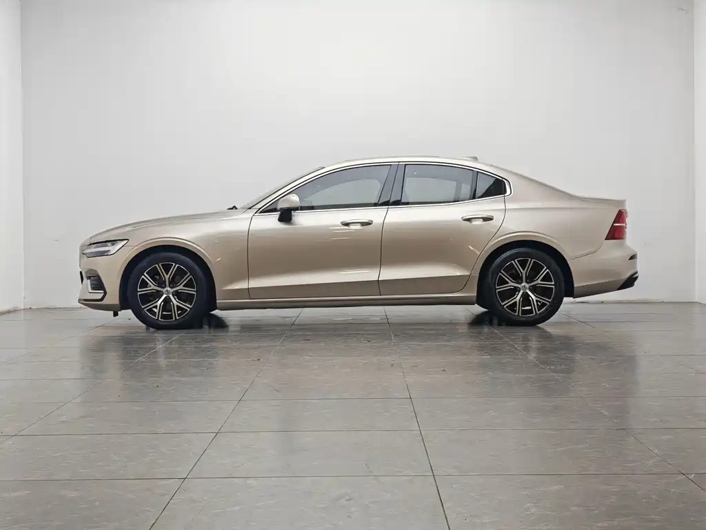 Volvo S60 — миниатюра 10