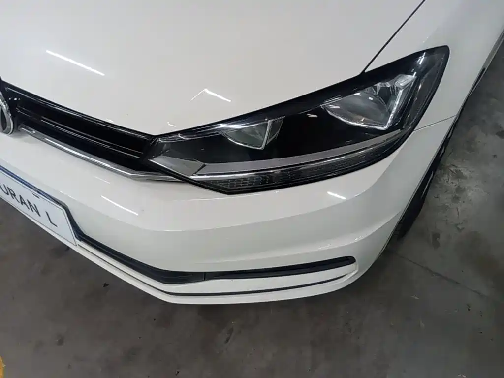 Volkswagen Touran — миниатюра 24