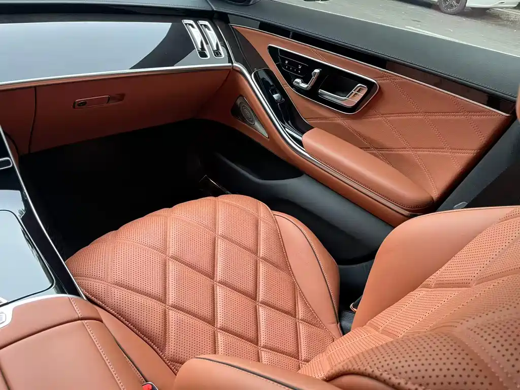 Mercedes-Benz S-Class — миниатюра 12