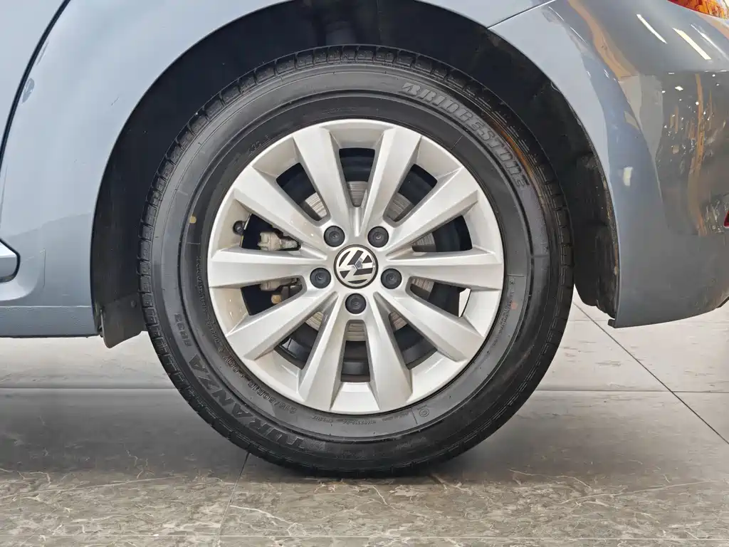 Volkswagen Beetle — миниатюра 9