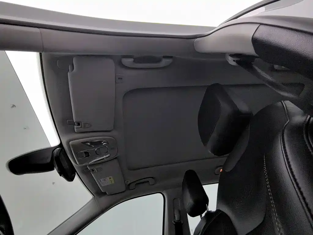 Jeep Compass — миниатюра 14