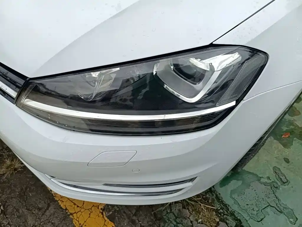 Volkswagen Golf — миниатюра 24