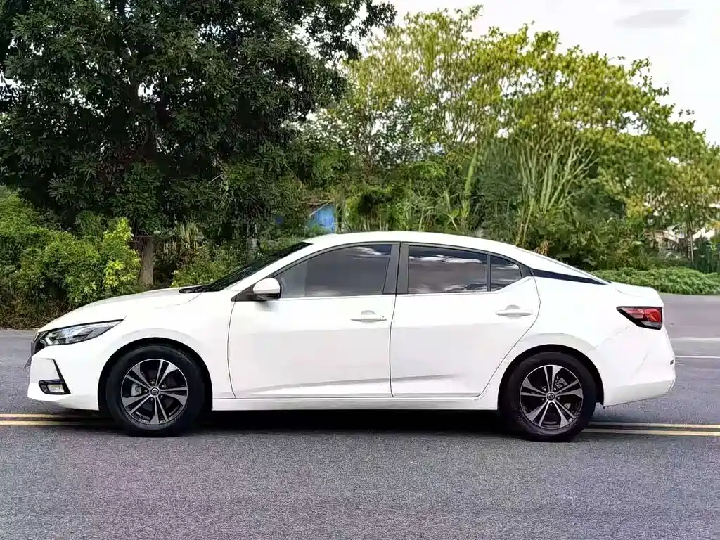 Nissan Sylphy — миниатюра 4
