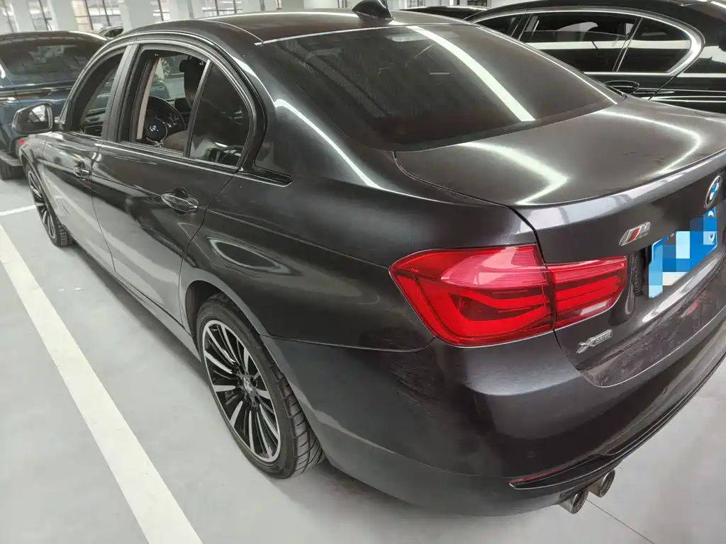BMW 3 Series — миниатюра 12