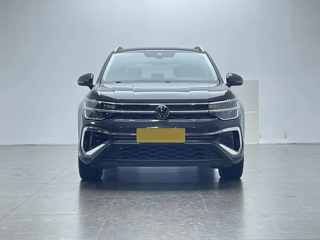 Volkswagen Tharu — миниатюра 2