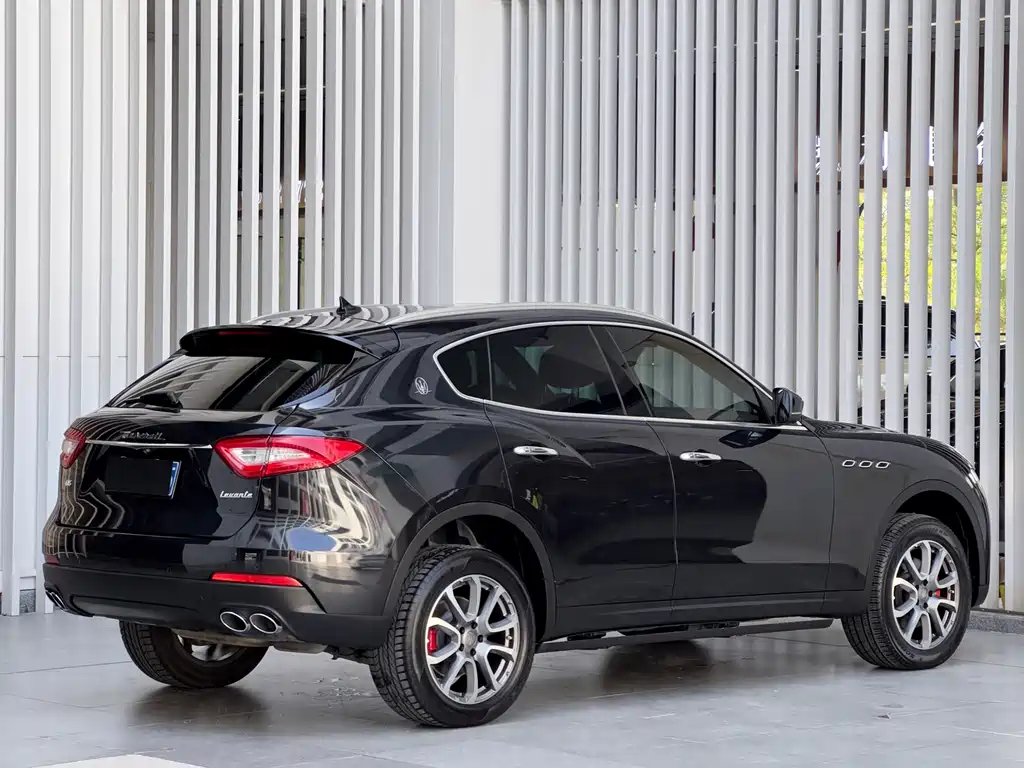Maserati Levante — миниатюра 4