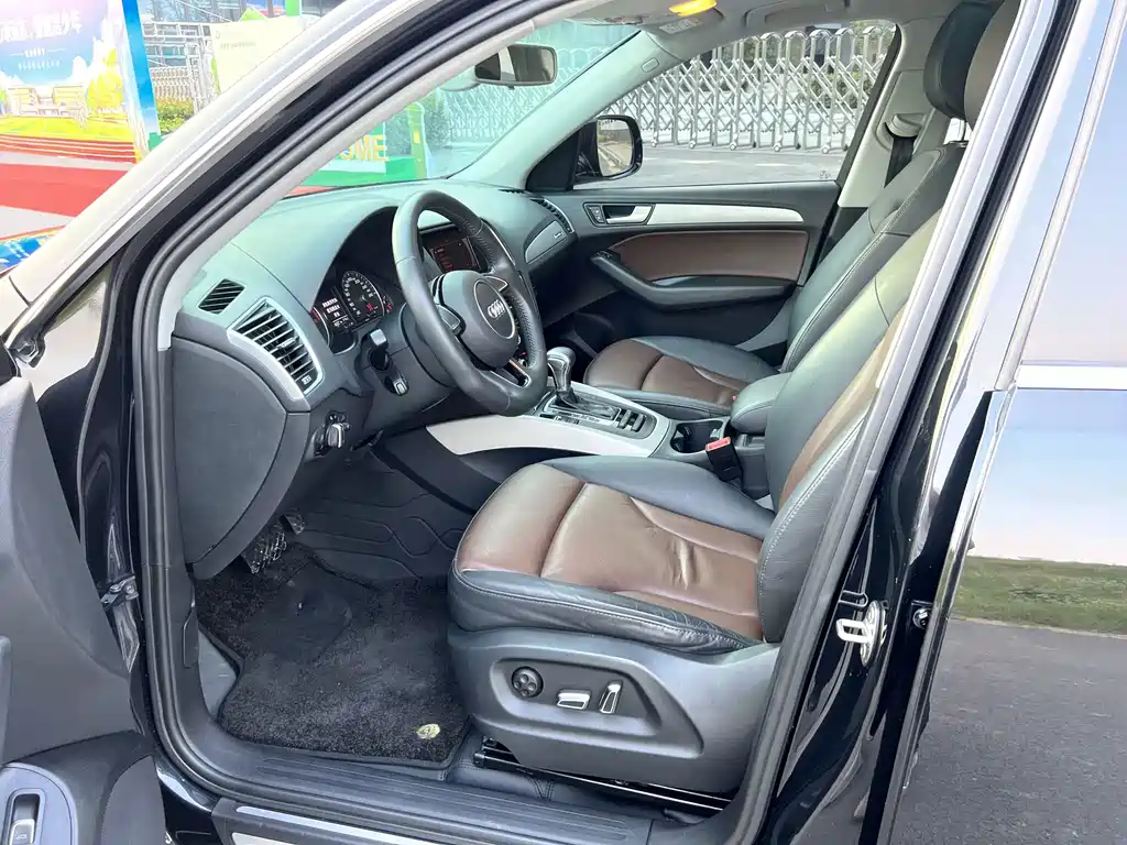 Audi Q5 — миниатюра 10